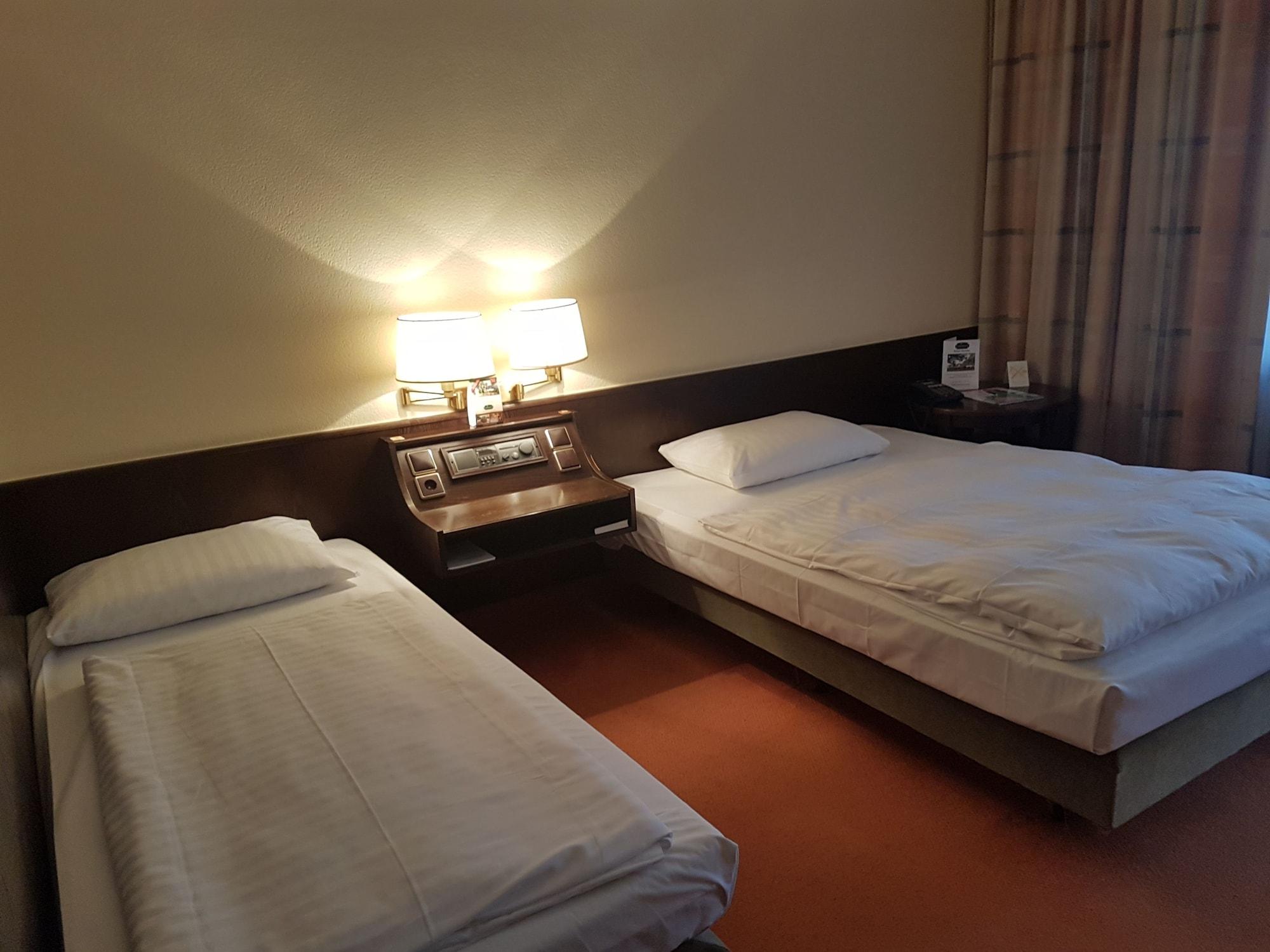 Parkhotel Frankfurt-Roedermark Rodgau Ngoại thất bức ảnh